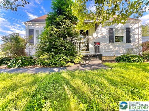 2526 Linden St, BETHLEHEM, PA, 18017-3910 | Card Image