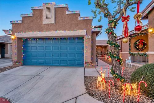 1057 Appleblossom Time Ave, North Las Vegas, NV, 89031-2380 | Card Image