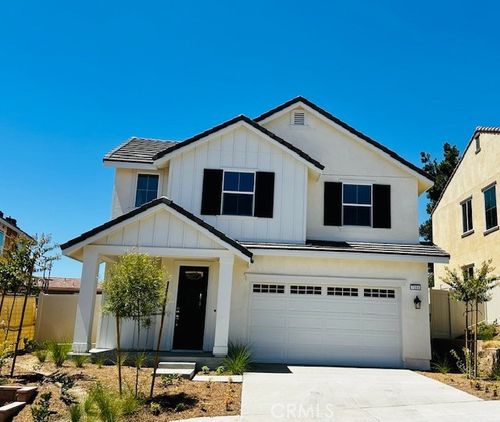 29277 Crescent Way, Highland, CA, 92346-5806 | Card Image