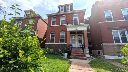 3814 Greer Ave, Saint Louis, MO, 63107-2102 | Card Image