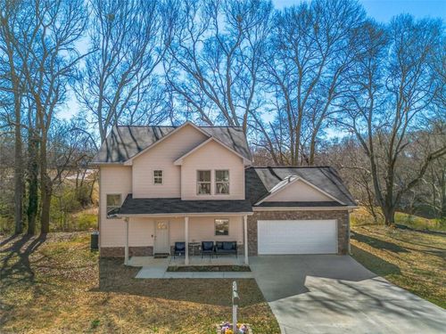 221 Cobb Dr, Royston, GA, 30662-2963 | Card Image