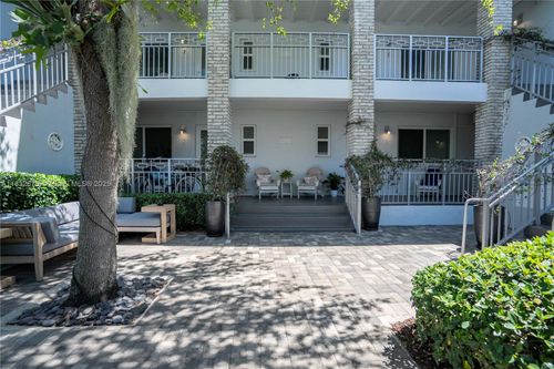 apt-8-117 S Shore Dr, Miami Beach, FL, 33141-3948 | Card Image