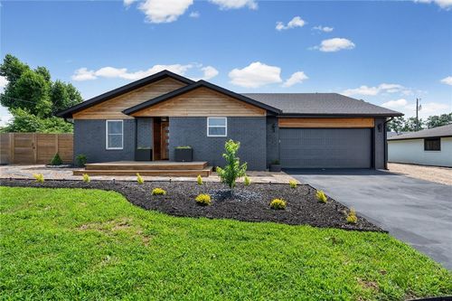 1601 S 17th Street, Rogers, AR, 72758 | Card Image