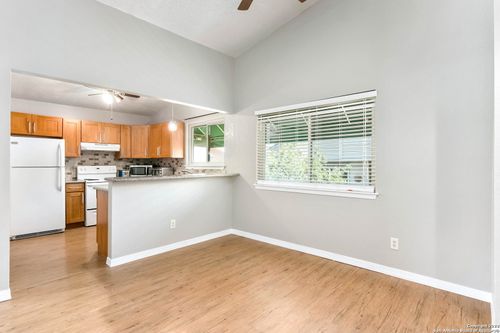 310-12610 Uhr Ln, San Antonio, TX, 78217 | Card Image