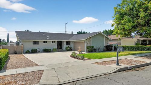 1146 Oneil St, Upland, CA, 91784-1867 | Card Image