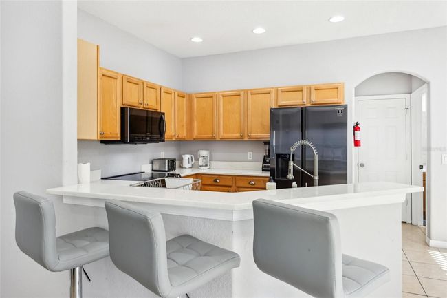 Kitchen Island Breakfast Bar | Image 15