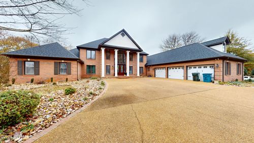 452 Beaver Creek Cv, Dyersburg, TN, 38024-7412 | Card Image