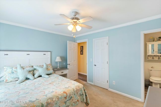 802 E Oak Island Dr, House other with 3 bedrooms, 2 bathrooms and null parking in Oak Island NC | Image 10