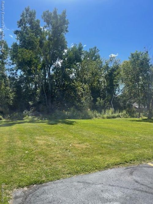 00 Campau Ave, Port Huron, MI, 48060 | Card Image