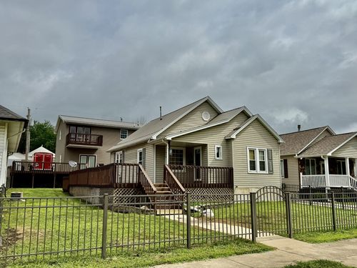 418 W Devlin St, Spring Valley, IL, 61362-1828 | Card Image