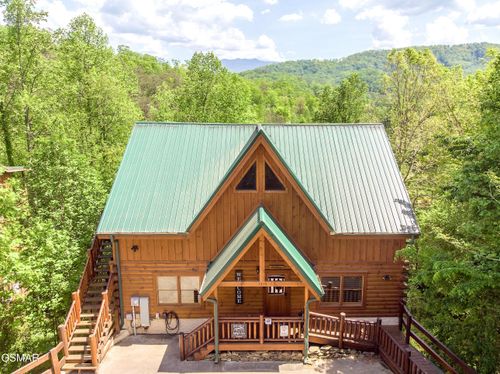 4319 Forest Ridge Way, Pigeon Forge, TN, 37863 | Card Image