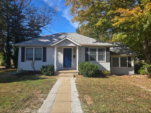 200 N Oakland Avenue N, Carbondale, IL, 62901 | Card Image