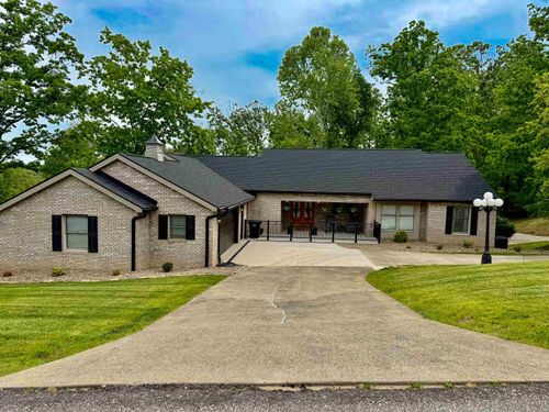4719 Southern Hills Dr, Ashland, KY, 41102-8290 | Card Image