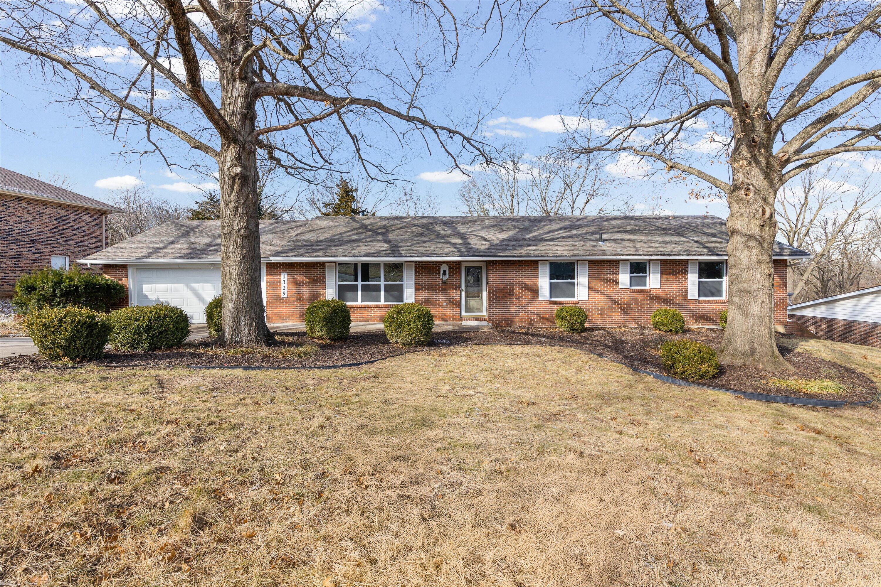 1329 Vista Campo, For Sale in JEFFERSON CITY - eXp Realty