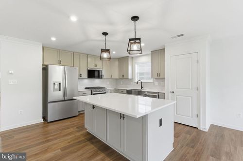 205 Pheasant Ridge Rd, HANOVER, PA, 17331-7104 | Card Image