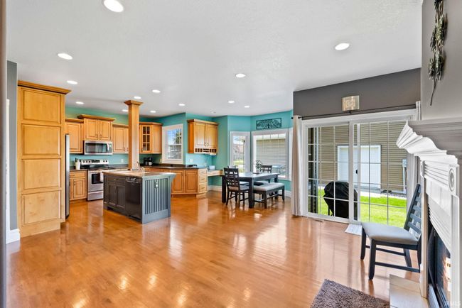 1215 Mintcrest Dr, House other with 6 bedrooms, 4 bathrooms and null parking in Goshen IN | Image 4