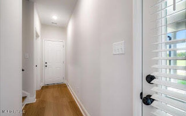 hallway | Image 27