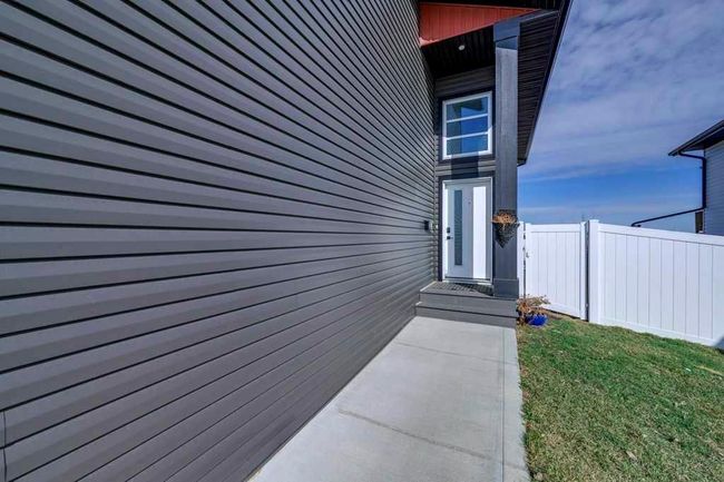 70 Parlby Cres, House other with 4 bedrooms, 3 bathrooms and 4 parking in Lacombe AB | Image 6
