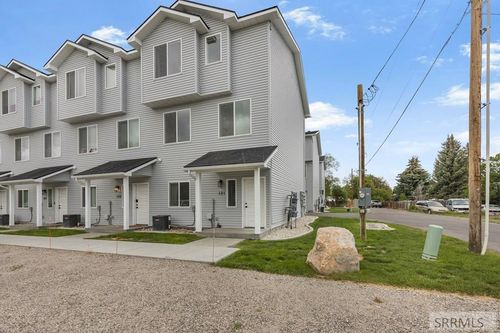 101-676 E Court St, Blackfoot, ID, 83221-2978 | Card Image