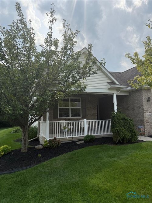 5612 Willow Cir, Sylvania, OH, 43560-7901 | Card Image