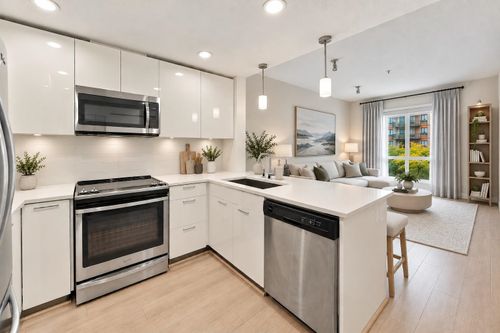 307-719 W 3rd Street, North Vancouver, BC, V7M0E7 | Card Image