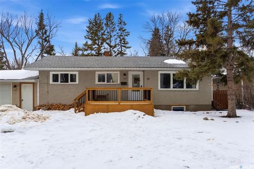 18 Marsh Cres, Regina, SK, S4S5R4 | Card Image