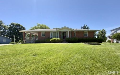 9817 Kimker Lane, Sunset Hills, MO, 63127 | Card Image