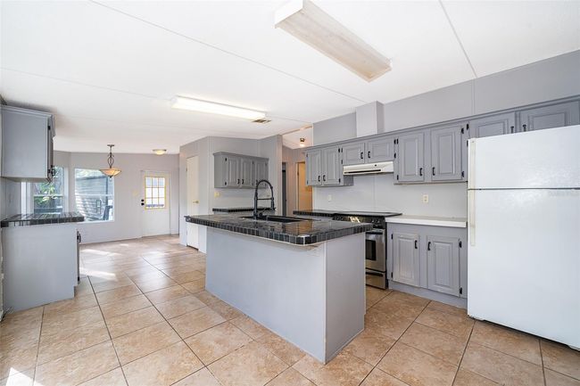 411 Racoon Trl, House other with 3 bedrooms, 2 bathrooms and null parking in GENEVA FL | Image 15