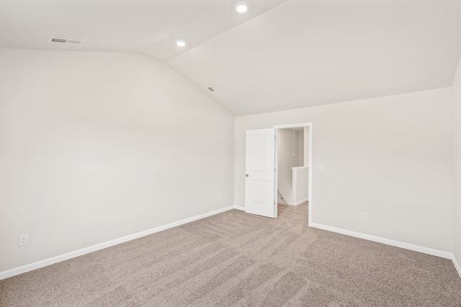 2040 Lala Loop, House other with 4 bedrooms, 3 bathrooms and 2 parking in White Bluff TN | Image 10