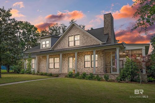 152 Pinecrest Ln, Fairhope, AL, 36532-1215 | Card Image