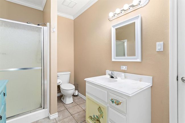 4859 Cleveland Ave, House other with 4 bedrooms, 3 bathrooms and 4 parking in Groves TX | Image 23