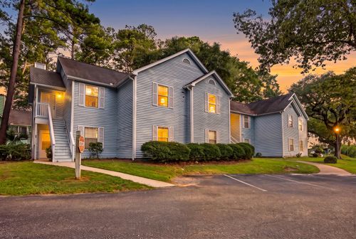 b-2011 Coldspring Dr, North Charleston, SC, 29406-4995 | Card Image
