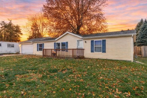 3195 W Nevada Mills Rd, Fremont, IN, 46737-8994 | Card Image