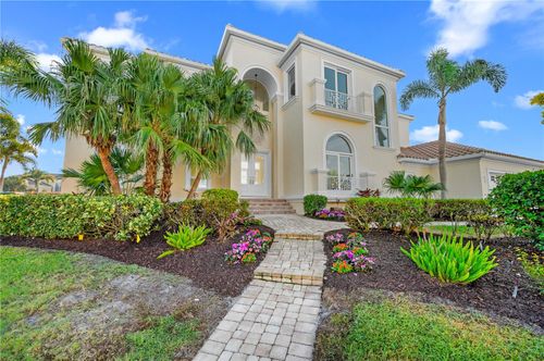 610 Yardarm Ln, LONGBOAT KEY, FL, 34228-3530 | Card Image