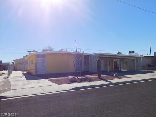 2737 E Taylor Avenue, North Las Vegas, NV, 89030 | Card Image