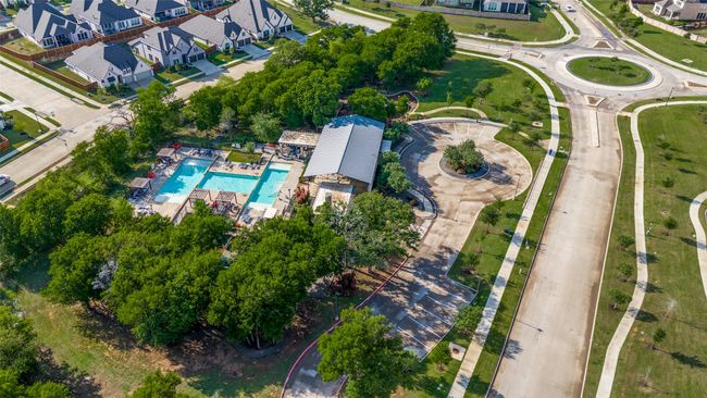 Community Pool, playground and picnic area | Image 23