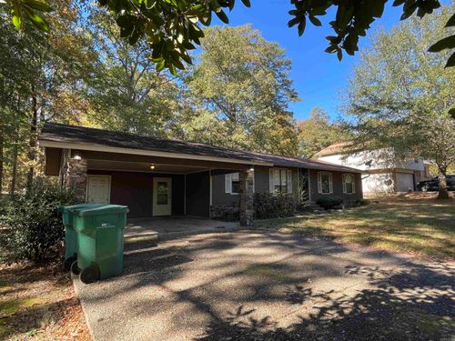 3000 Stephanie Dr, Little Rock, AR, 72206-5447 | Card Image