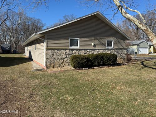 1116 Hurst Dr, Napoleon, OH, 43545-2241 | Card Image