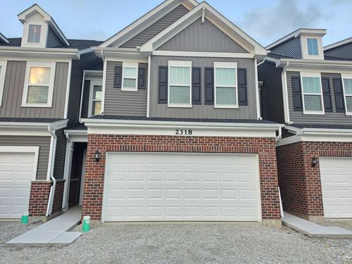 08802-2318 Horseshoe Cir, Naperville, IL, 60564-1057 | Card Image