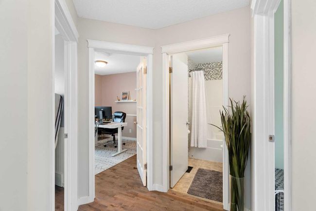 81 Prestwick Rise Se, Home with 3 bedrooms, 1 bathrooms and 2 parking in Calgary AB | Image 22