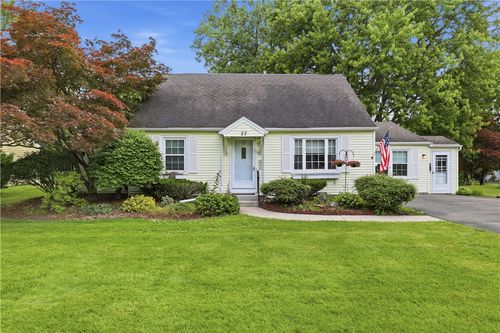 27 Meadow View Dr Lane, Penfield, NY, 14526 | Card Image