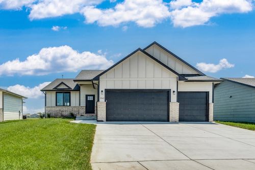 5542 N Saint Paul St, Wichita, KS, 67204-5477 | Card Image