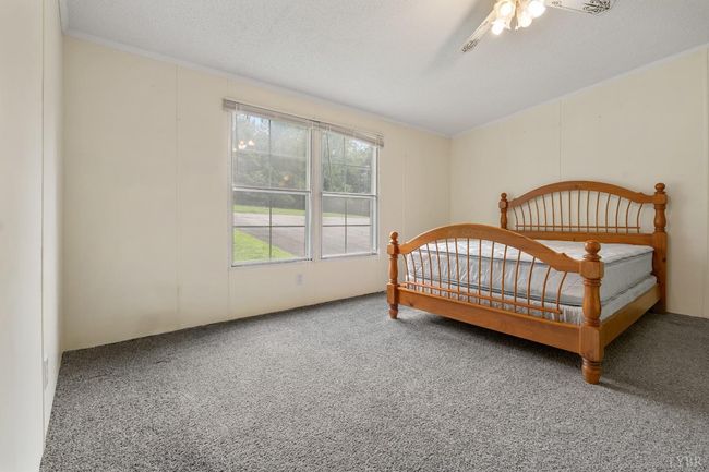 550 Mitchell Rd, House other with 3 bedrooms, 2 bathrooms and null parking in Axton VA | Image 11