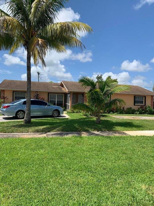 4018-4020-4018 Kent Ave, Lake Worth, FL, 33461-1712 | Card Image
