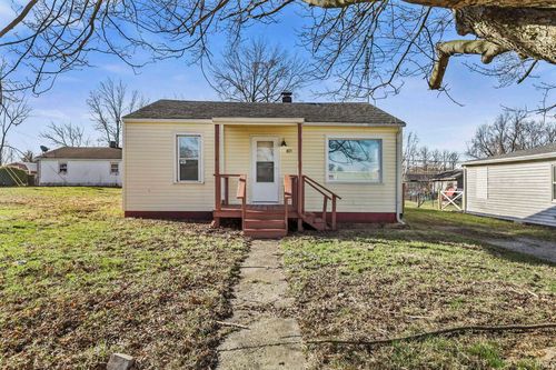 805 15th St, Muncie, IN, 47302-3063 | Card Image