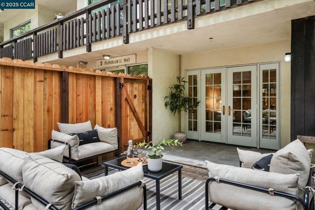101 - 2 Panoramic Way, Condo with 2 bedrooms, 1 bathrooms and 1 parking in Berkeley CA | Image 25