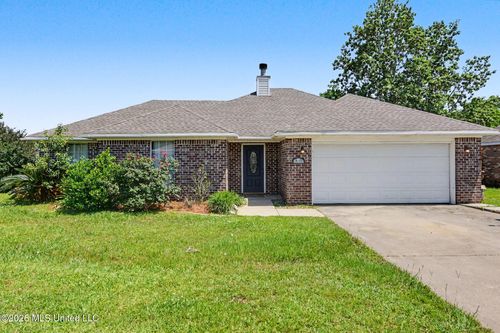 10165 Melody Ln, Biloxi, MS, 39532-8050 | Card Image