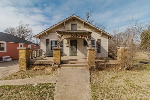 1441 N Hillside St, Wichita, KS, 67214-2434 | Card Image