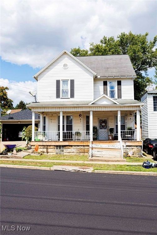 113 E 4th St, Uhrichsville, OH, 44683-1824 | Card Image