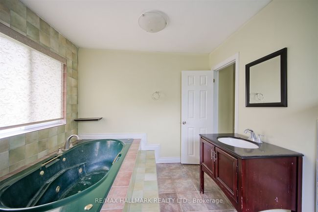 3125 Lloydtown Aurora Rd, House other with 5 bedrooms, 2 bathrooms and 12 parking in King ON | Image 25